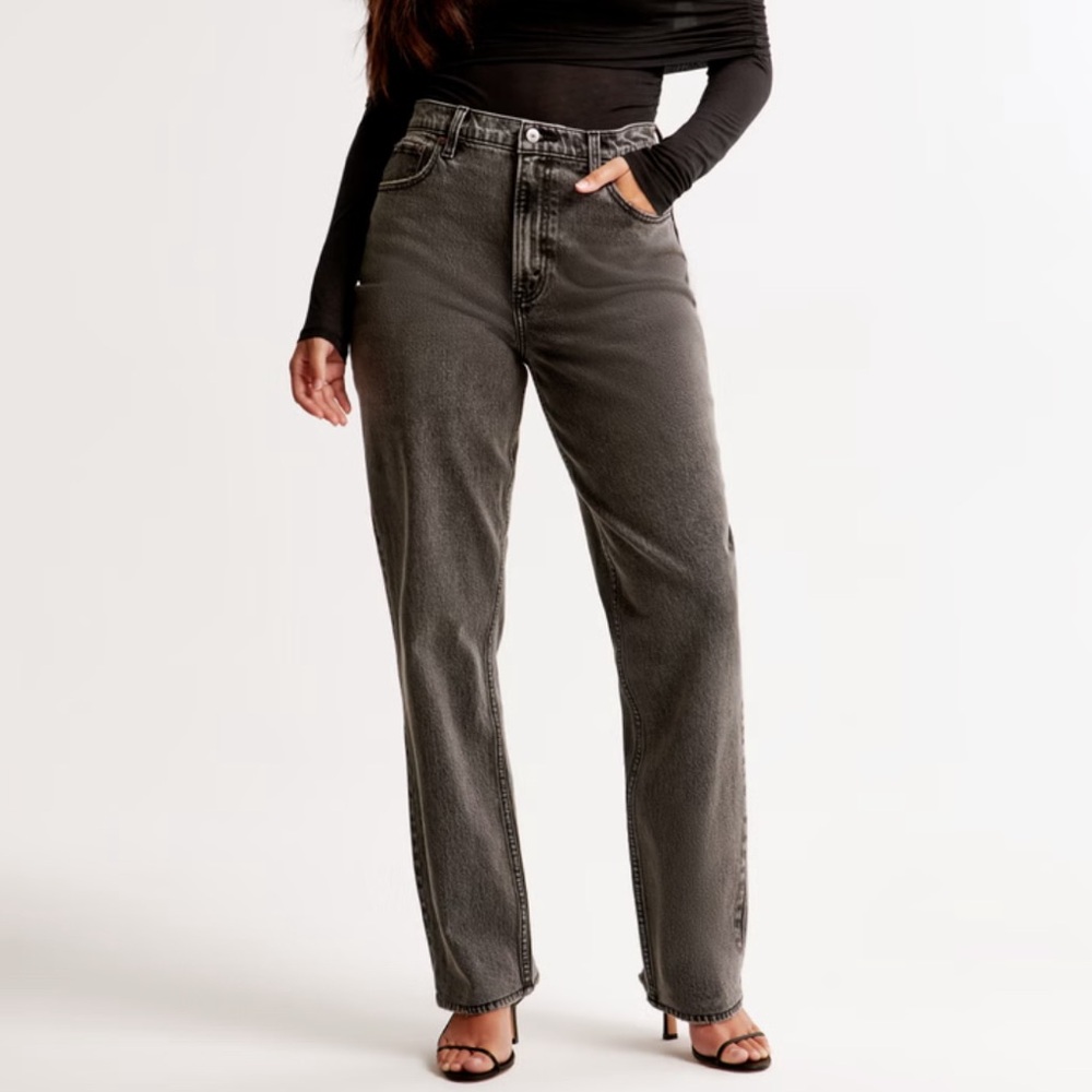 Women's Curve Love Ultra High Rise 90s Straight Jean